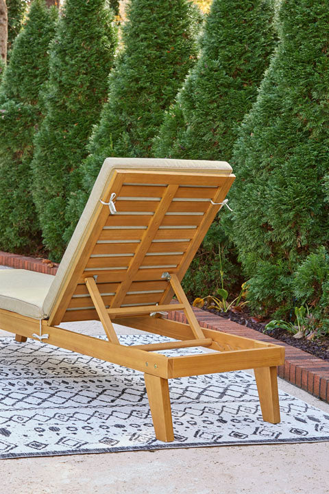 Byron Bay Lounger