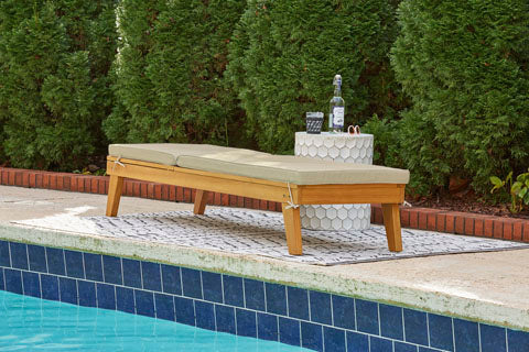 Byron Bay Lounger