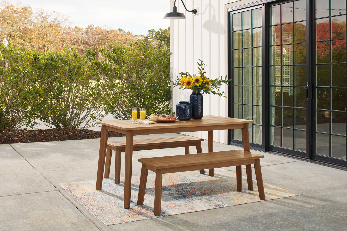 Janiyah Dining Collection