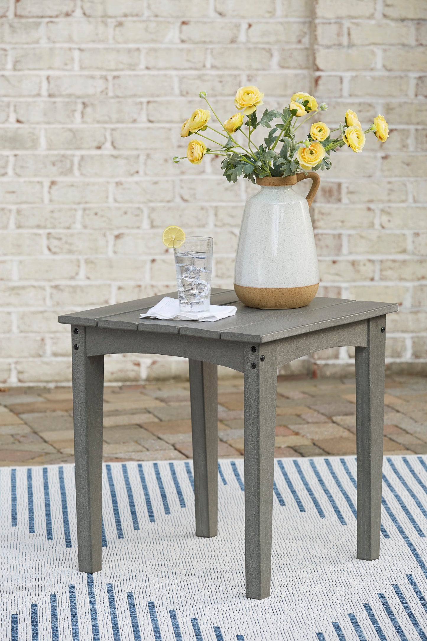Visola Conversational Collection