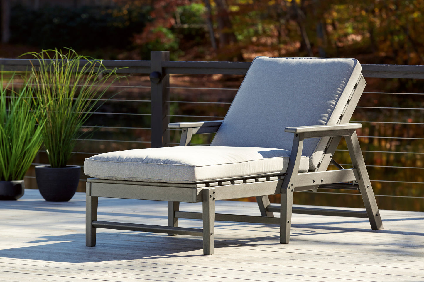 Visola Chaise Lounger