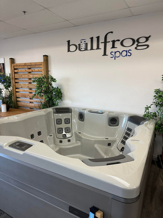 Bullfrog A7 STANDARD - Floor Model