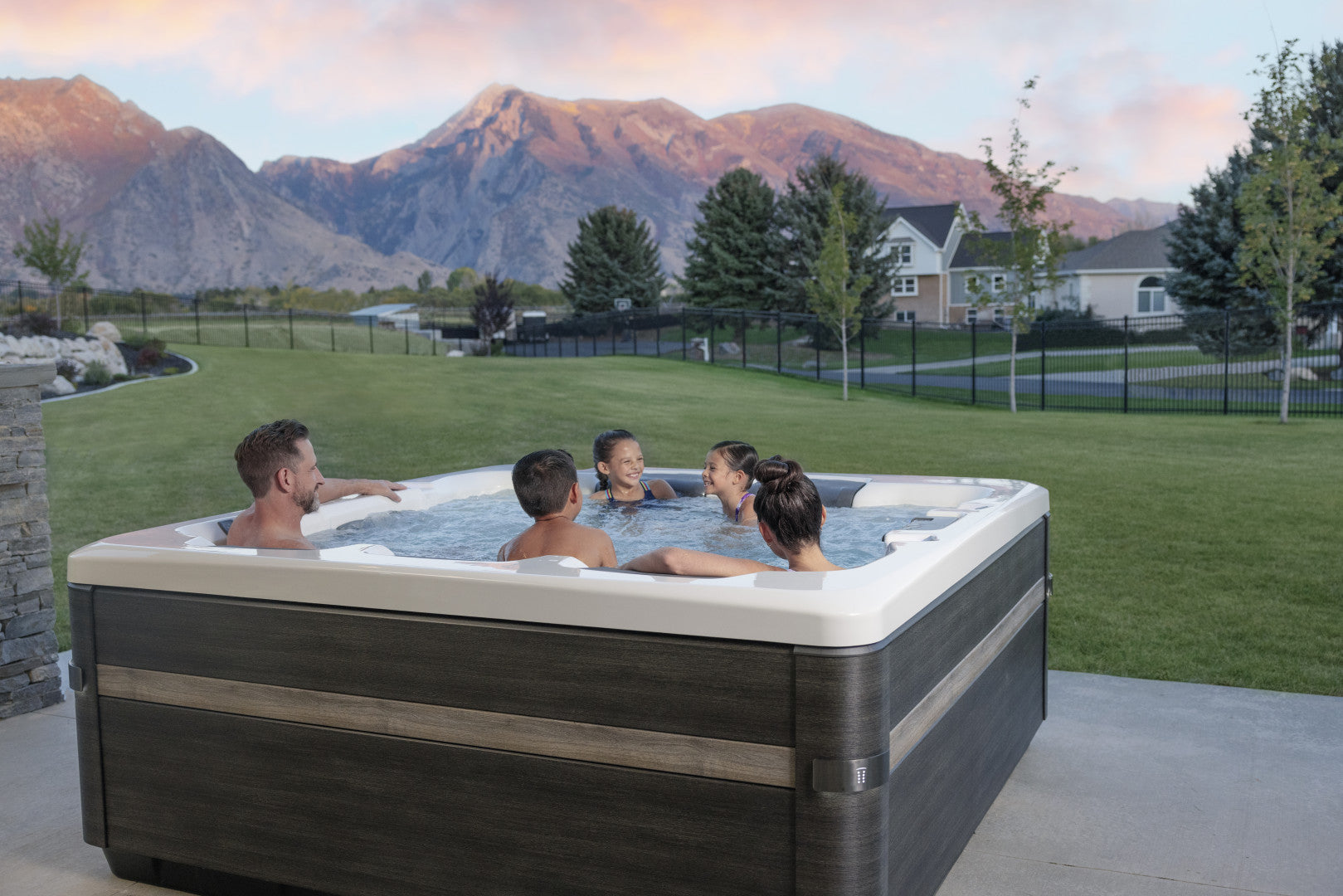 You Deserve an 
Oasis of your own
Ciscon Outdoor Living Your Bullfrog Spas
Dealer for Burlington and Beyond